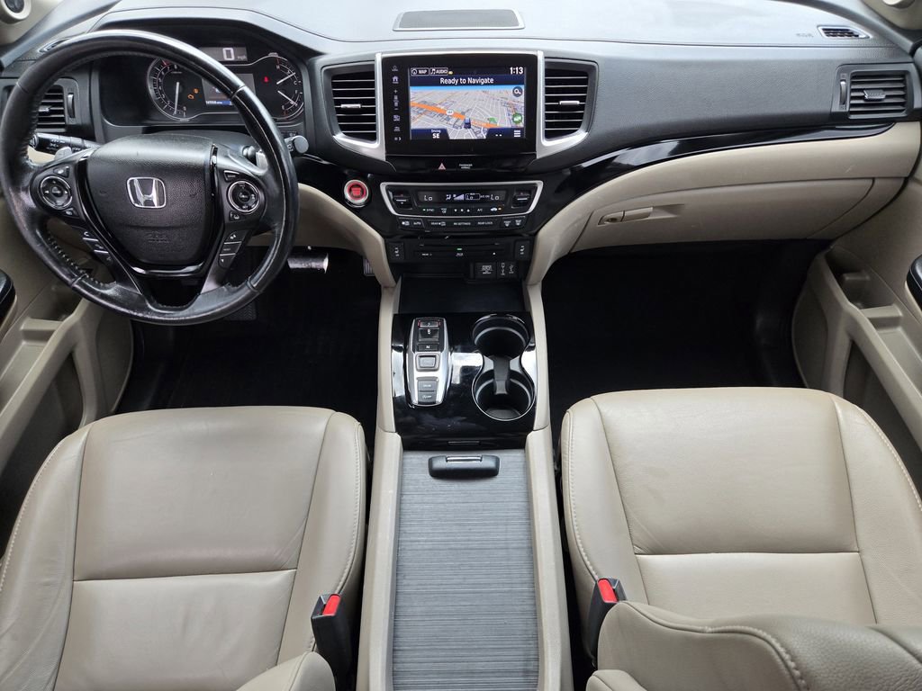 Used 2017 Honda Pilot Touring image 19