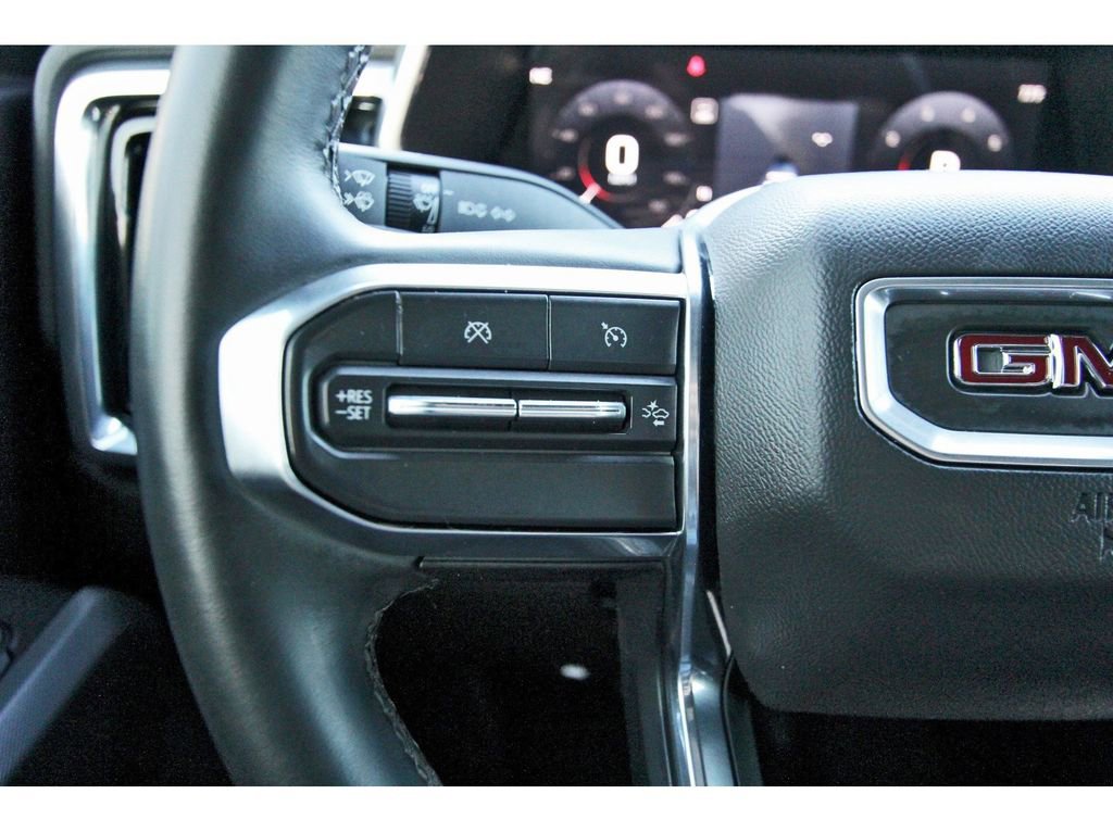 Used 2024 GMC Canyon Elevation w/ Elevation Premium Package image 17