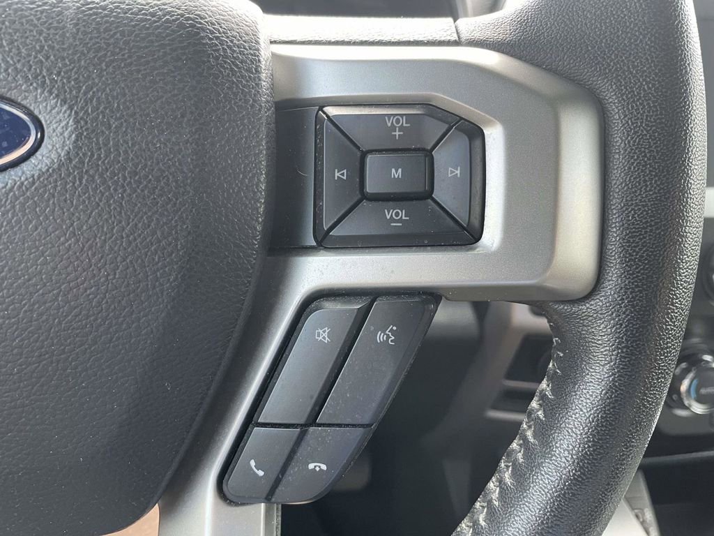 Certified 2020 Ford F150 Lariat image 26