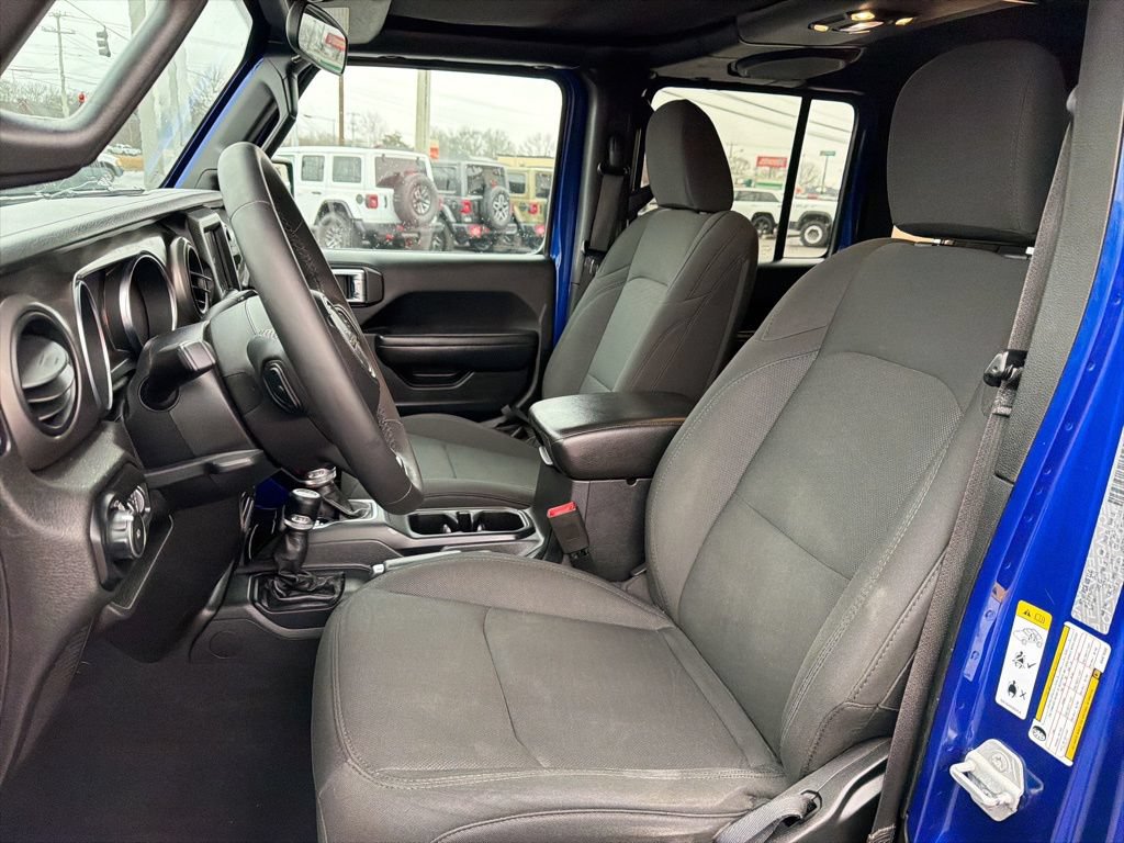 Used 2019 Jeep Wrangler Unlimited Sport S AWD/4WD image 32