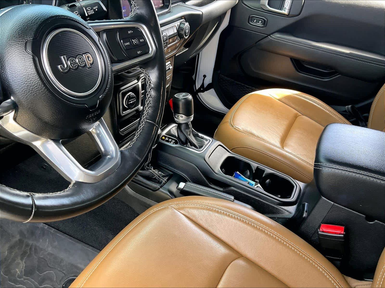 Used 2023 Jeep Wrangler Sahara w/ Cold Weather Group image 20