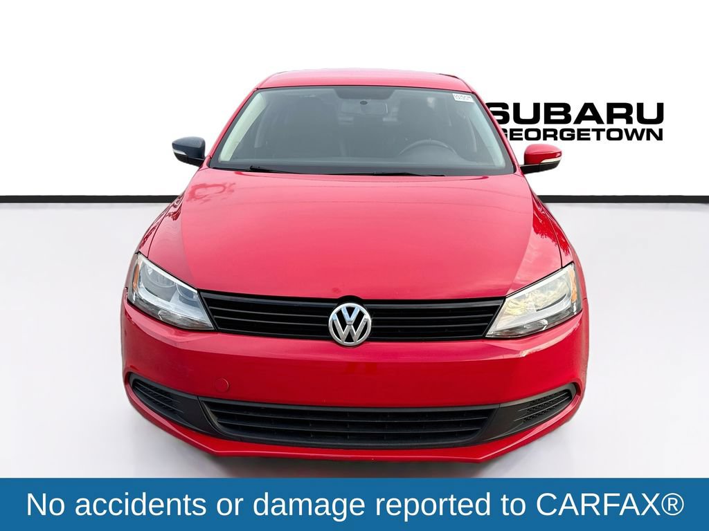 Used 2012 Volkswagen Jetta SE FWD image 2