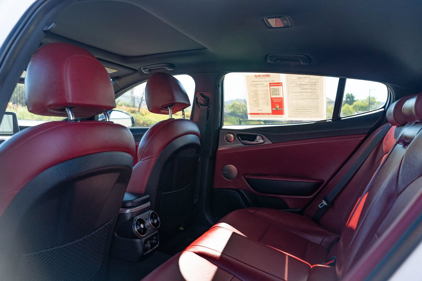 Used 2021 Kia Stinger GT1 RWD image 17