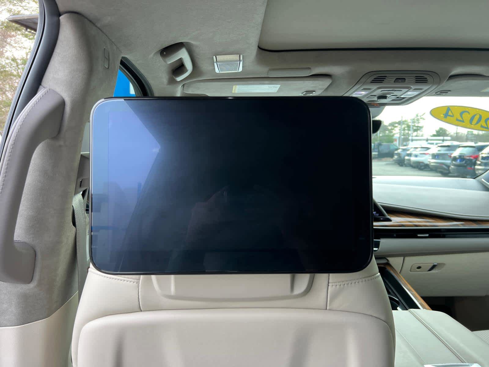 Certified 2024 Cadillac Escalade ESV Sport Platinum w/ LPO, ONYX Package image 34