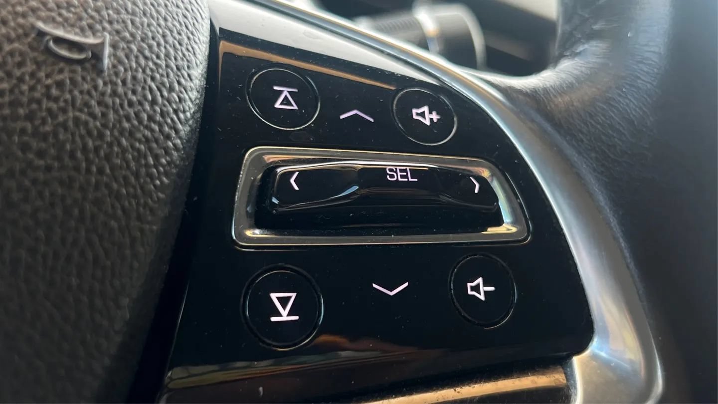 Used 2014 Cadillac XTS Premium FWD image 29