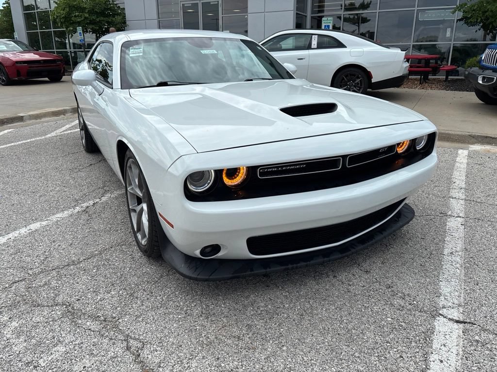 Used 2022 Dodge Challenger GT RWD image 8