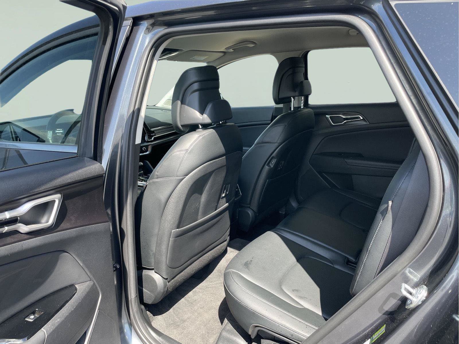 Used 2024 Kia Sportage EX FWD image 13