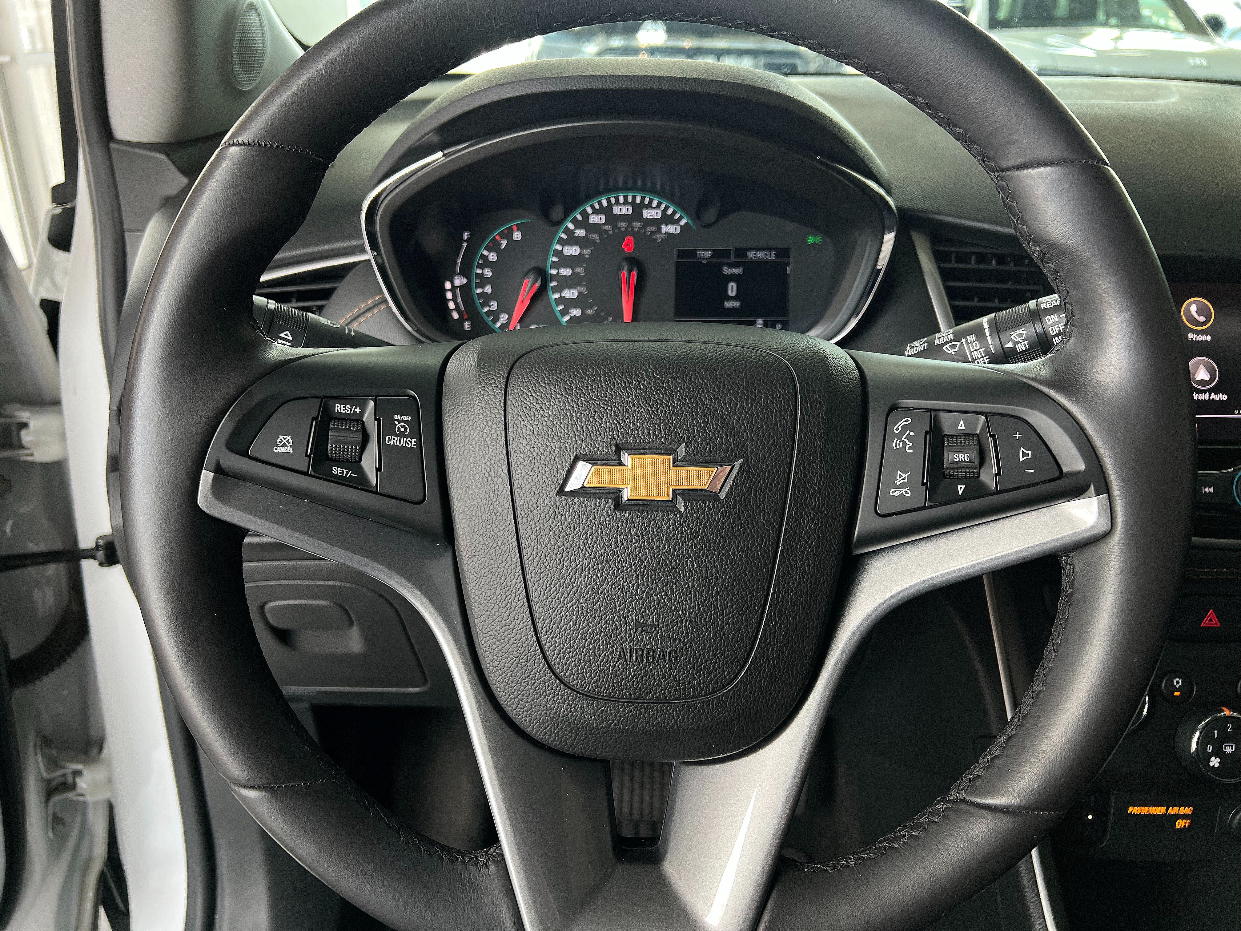 Used 2021 Chevrolet Trax LT w/ Driver Confidence Package AWD/4WD image 11