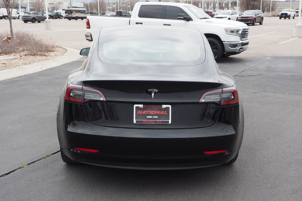 Used 2019 Tesla Model 3 Standard Range Plus image 6
