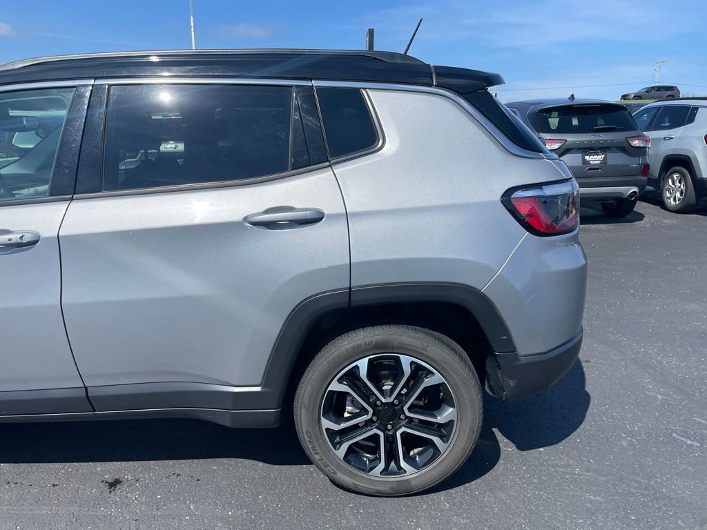 Used 2023 Jeep Compass Limited AWD/4WD image 34