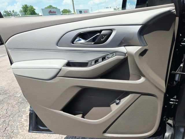 Used 2019 Chevrolet Traverse LT FWD image 32