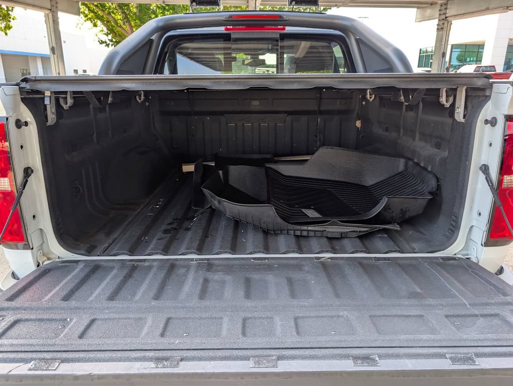 Certified 2018 Chevrolet Colorado ZR2 w/ ZR2 Dusk Special Edition AWD/4WD image 19