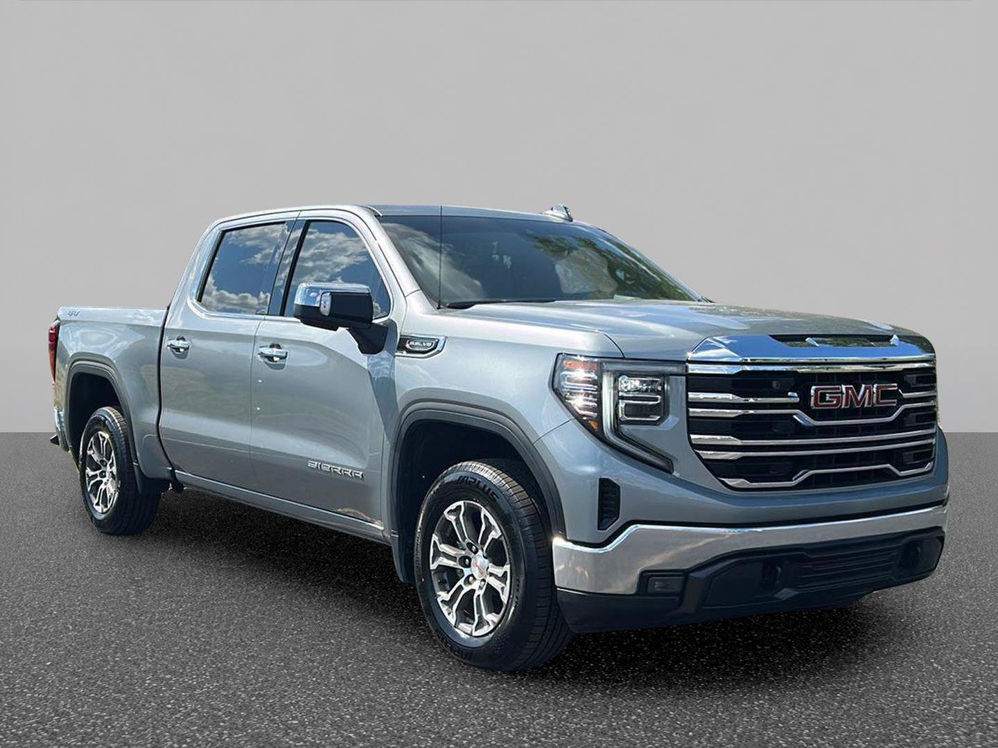 Certified 2025 GMC Sierra 1500 SLT AWD/4WD image 10