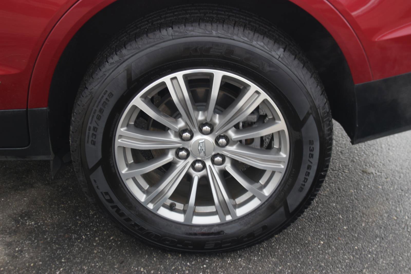 Used 2019 Cadillac XT5 Luxury image 39