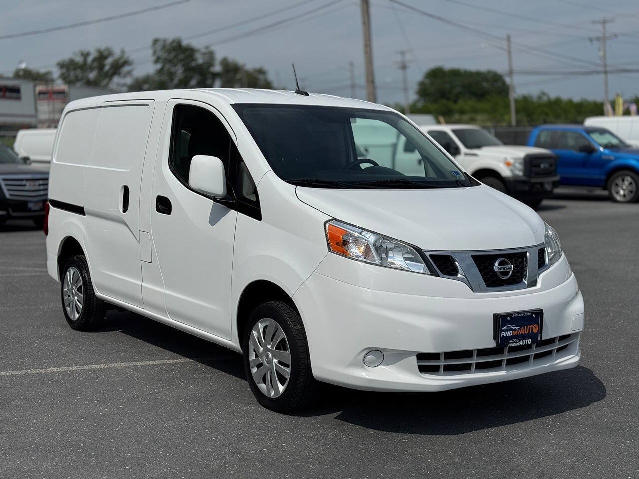 Used 2020 Nissan NV200 SV w/ Back Door Glass Package FWD image 3