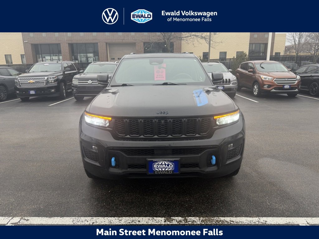 Used 2024 Jeep Grand Cherokee Trailhawk w/ Luxury Tech Group III image 1