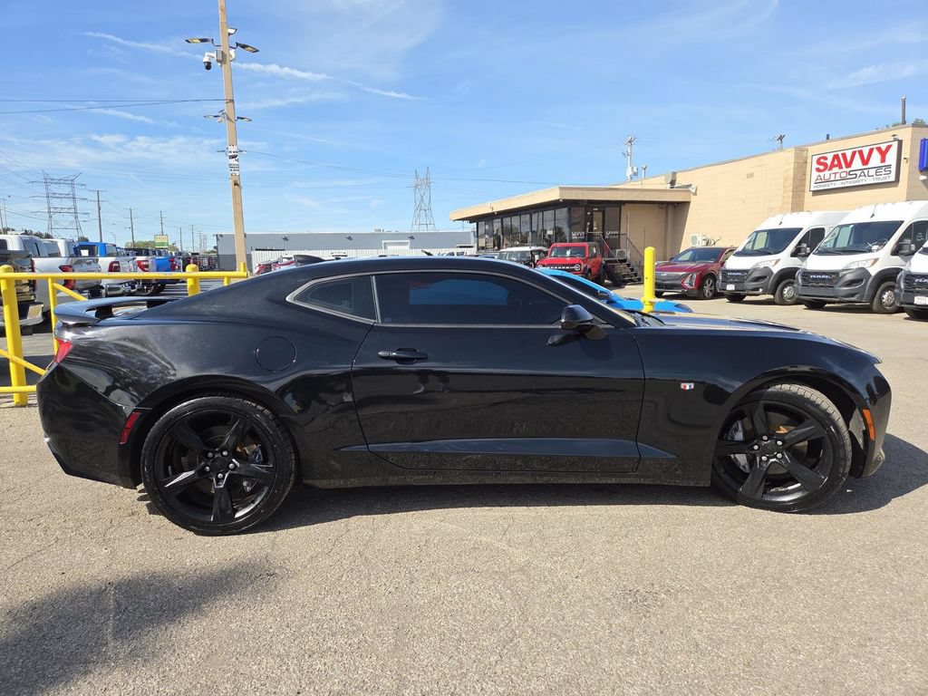 Used 2018 Chevrolet Camaro SS RWD image 16