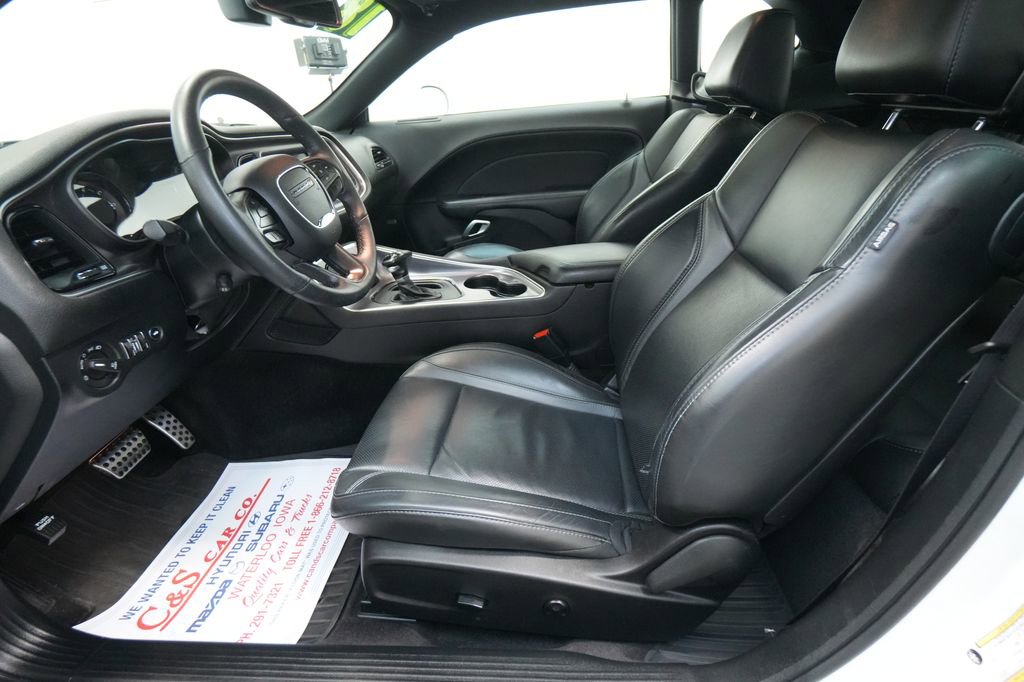 Used 2018 Dodge Challenger SXT Plus image 15