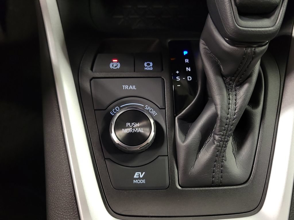 Used 2023 Toyota RAV4 XLE w/ Convenience Package AWD/4WD image 20
