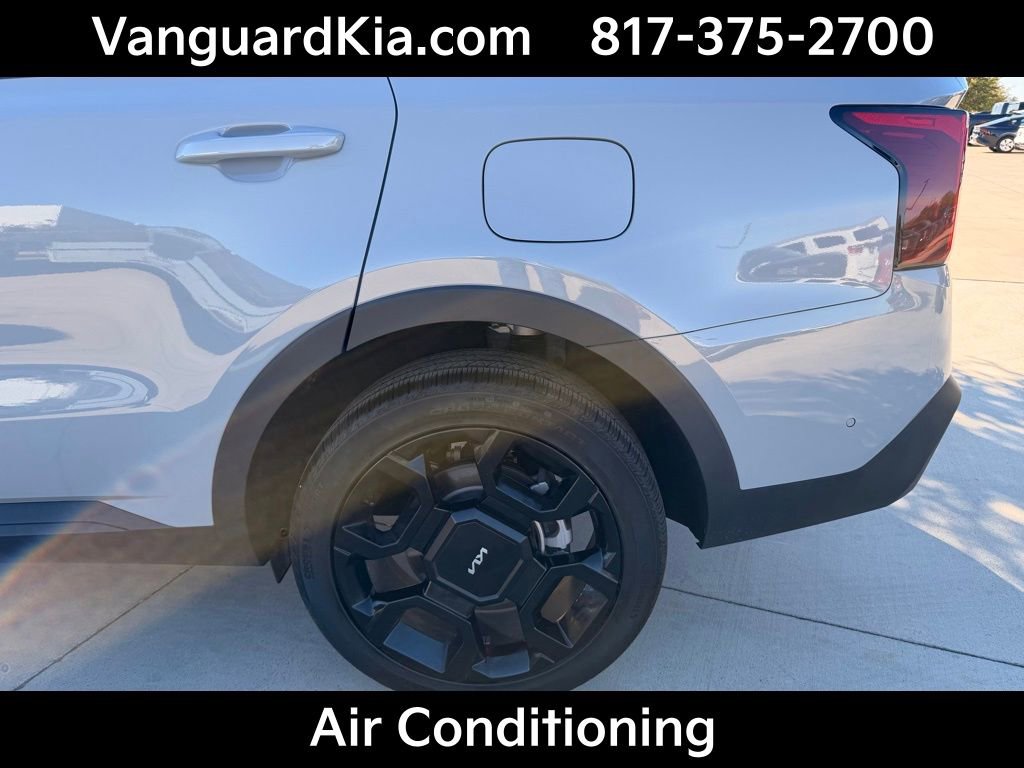 Certified 2024 Kia Sorento SX Prestige image 9