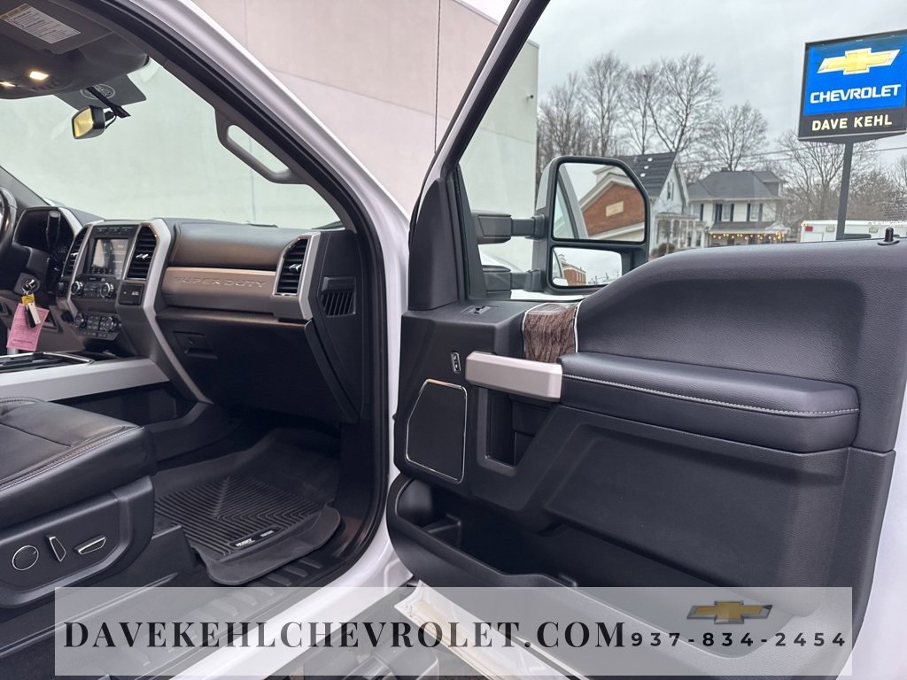 Used 2019 Ford F250 Lariat w/ Chrome Package image 27