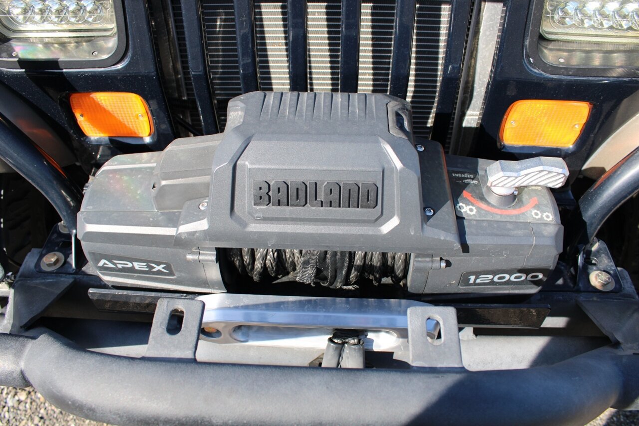 Used 1988 Jeep Wrangler Sahara AWD/4WD image 8