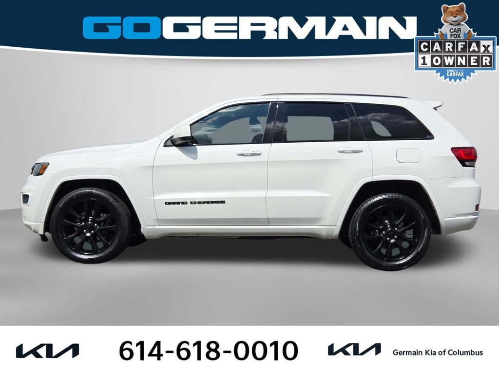 Used 2017 Jeep Grand Cherokee Altitude AWD/4WD image 11