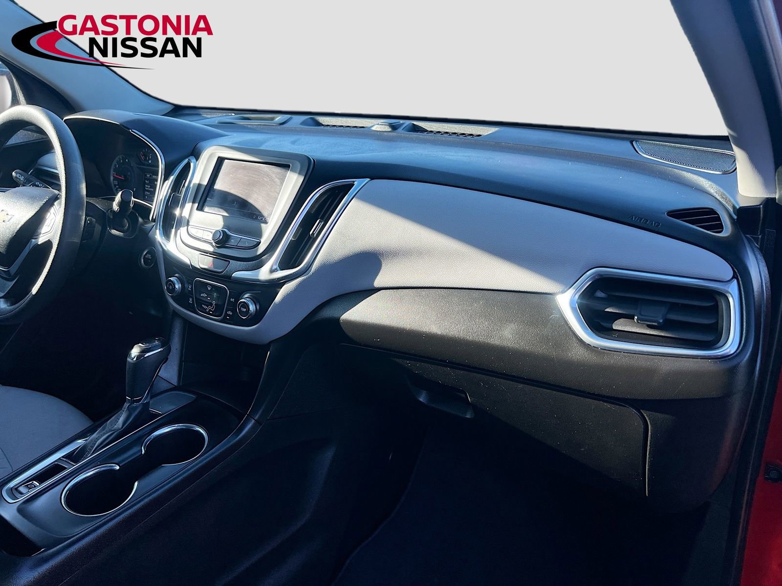 Used 2020 Chevrolet Equinox LS w/ LS Convenience Package image 38