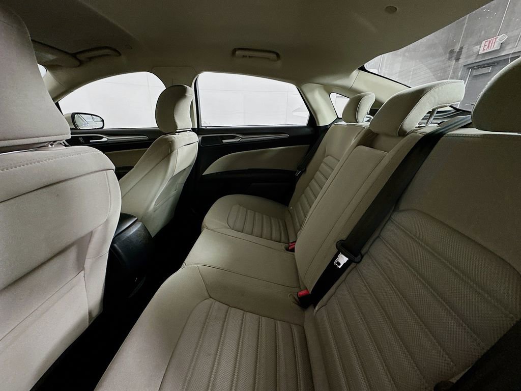 Used 2018 Ford Fusion S image 23