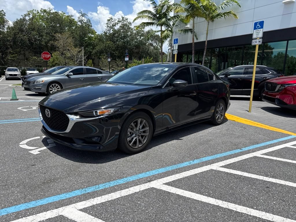 Used 2024 MAZDA MAZDA3 s FWD image 9
