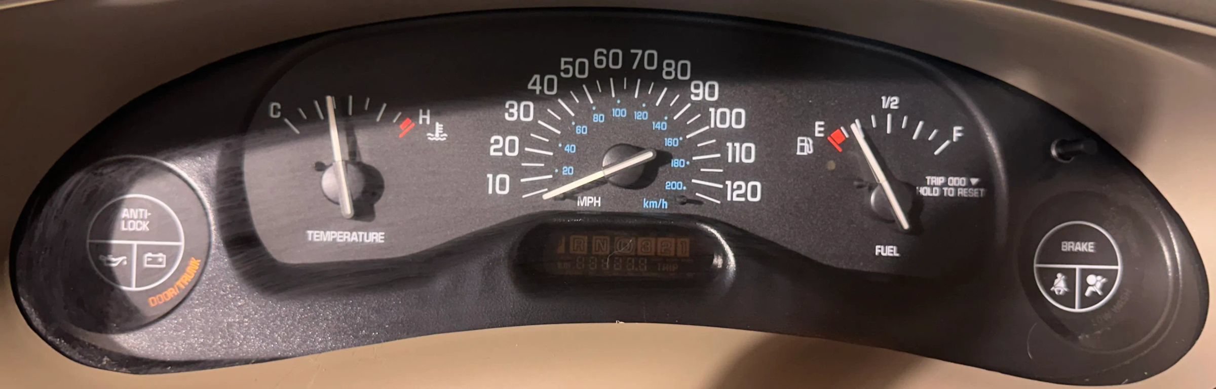 Used 2004 Buick Century Custom FWD image 17