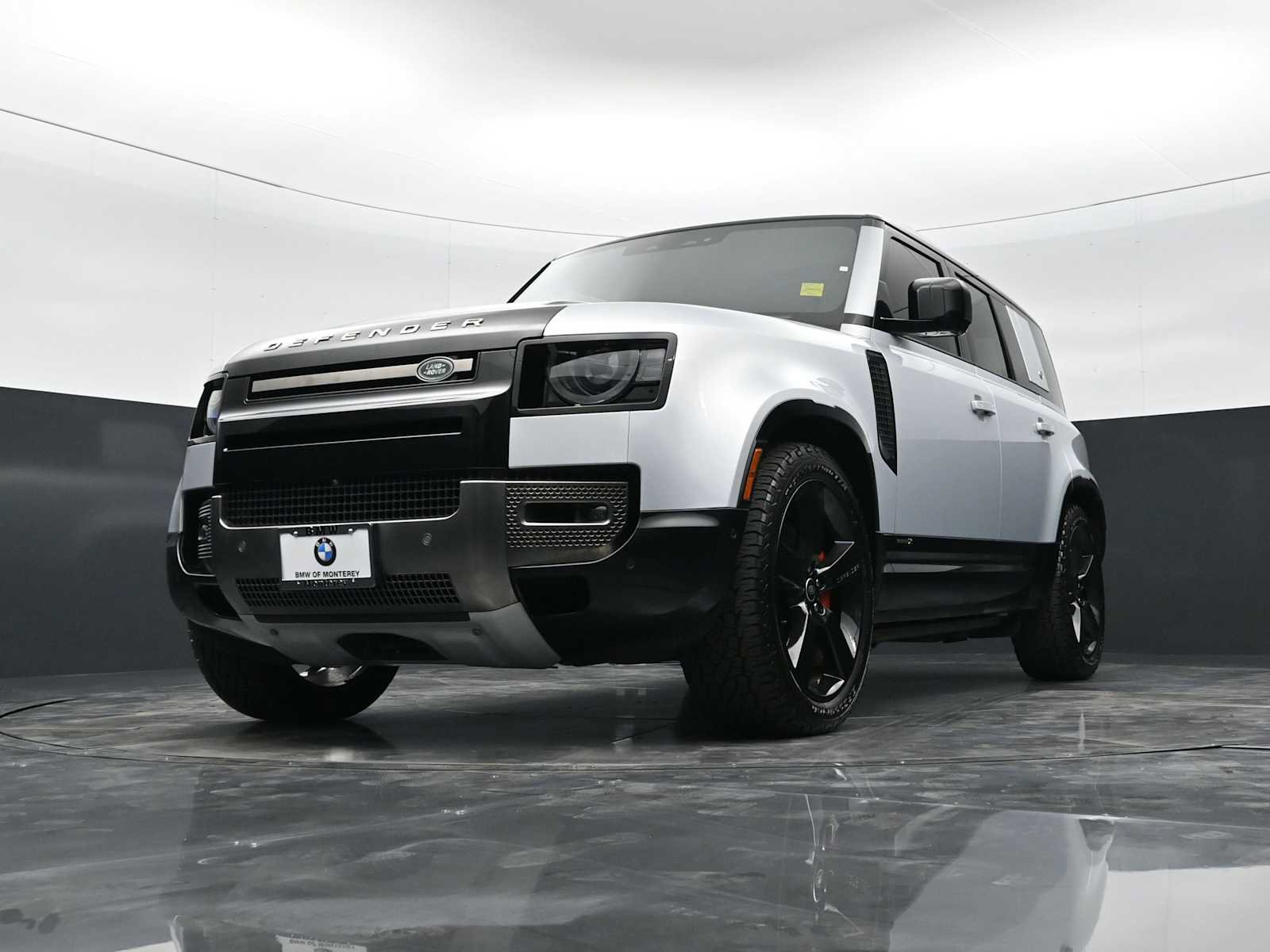 Used 2022 Land Rover Defender 110 X image 29