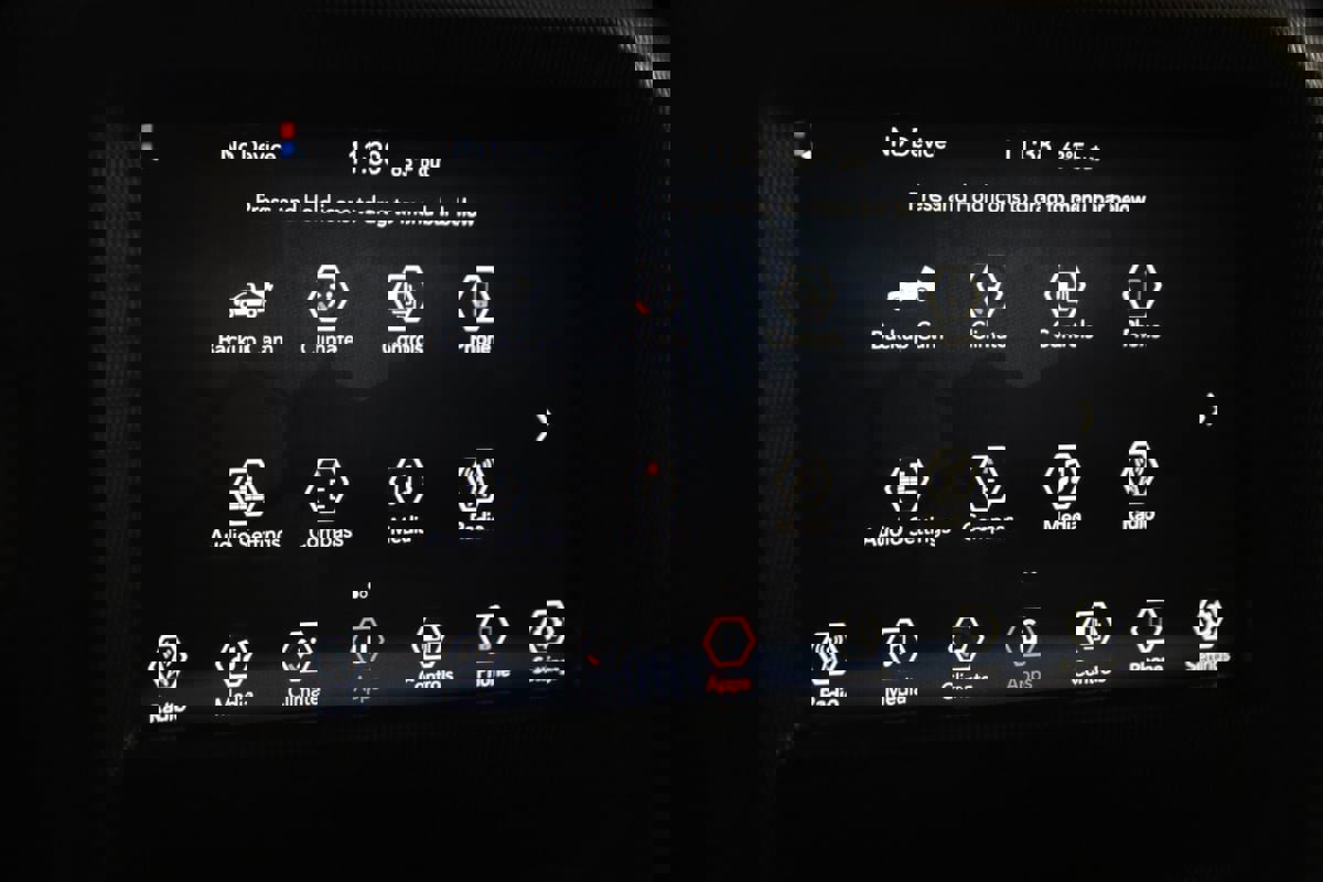 Used 2023 Jeep Gladiator Sport w/ Trailer Tow Package image 33