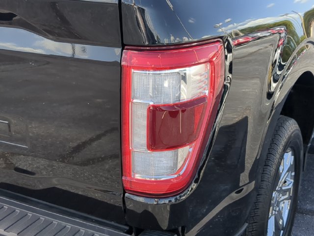 Used 2022 Ford F150 Lariat w/ Equipment Group 502A High RWD image 10