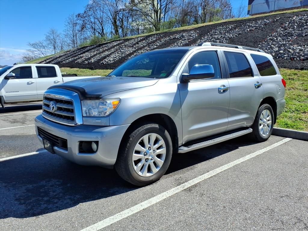 Used 2010 Toyota Sequoia Platinum image 2