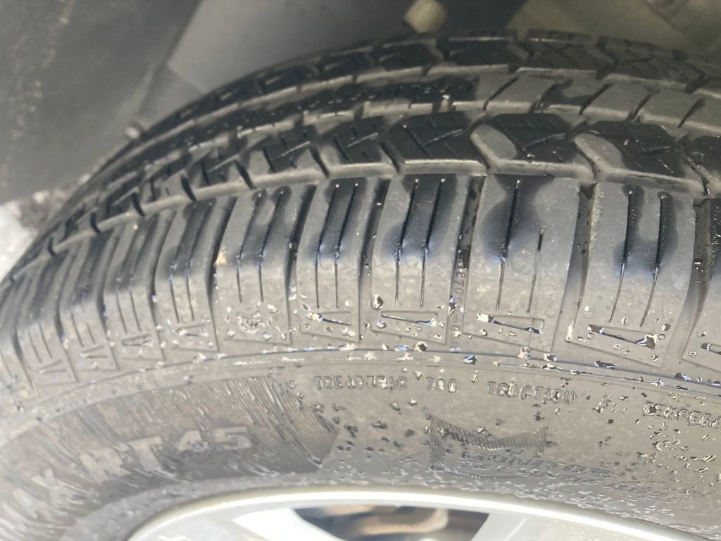 Used 2019 Chevrolet Trax LT w/ LT Convenience Package image 32