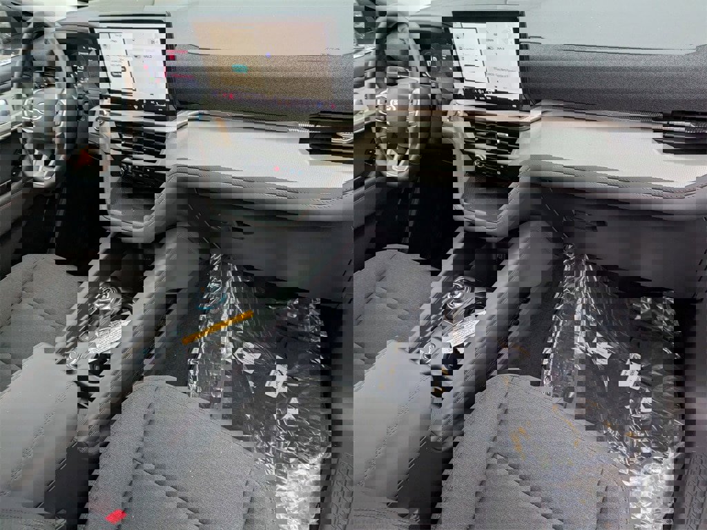 New 2026 Ford Explorer Active image 22