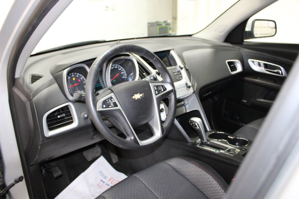 Used 2014 Chevrolet Equinox LT w/ Driver Convenience Package image 14