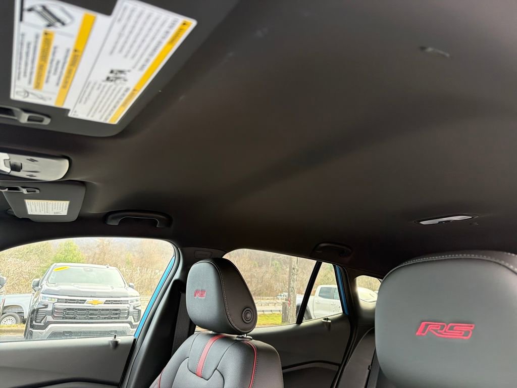 New 2025 Chevrolet Trax RS w/ Driver Confidence Package image 21
