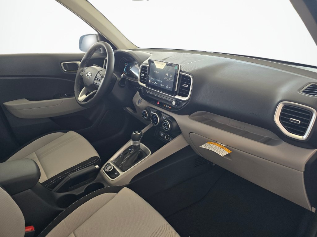 New 2026 Hyundai Venue SEL FWD image 41