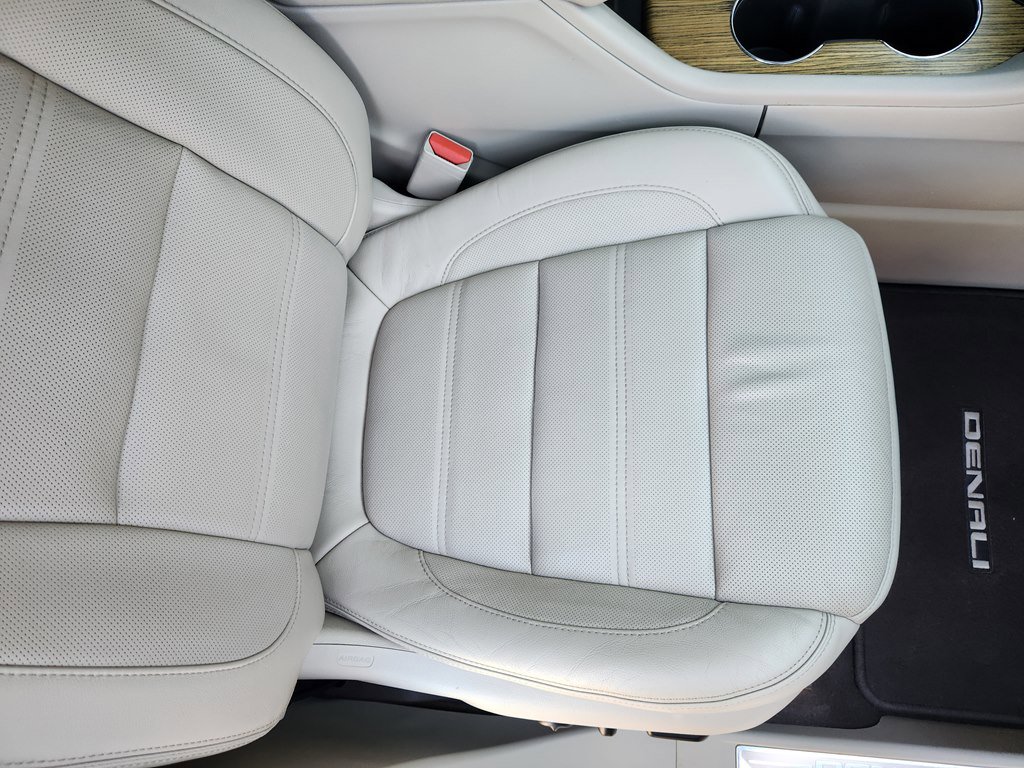 Used 2017 GMC Acadia Denali image 27