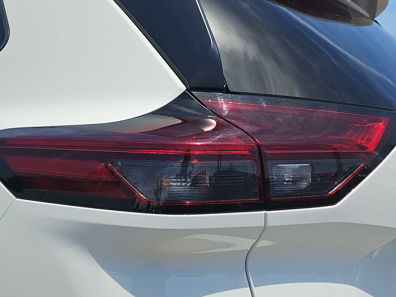 Certified 2024 Nissan Rogue S FWD image 32