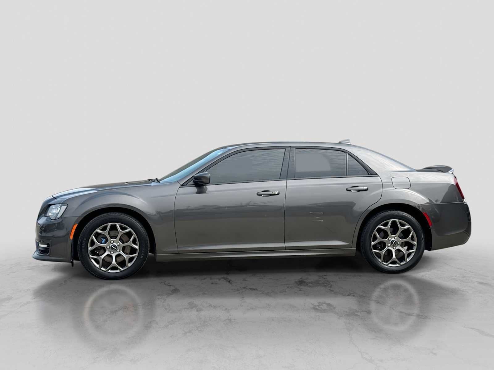 Used 2017 Chrysler 300 S w/ S Model Appearance Package AWD/4WD image 3
