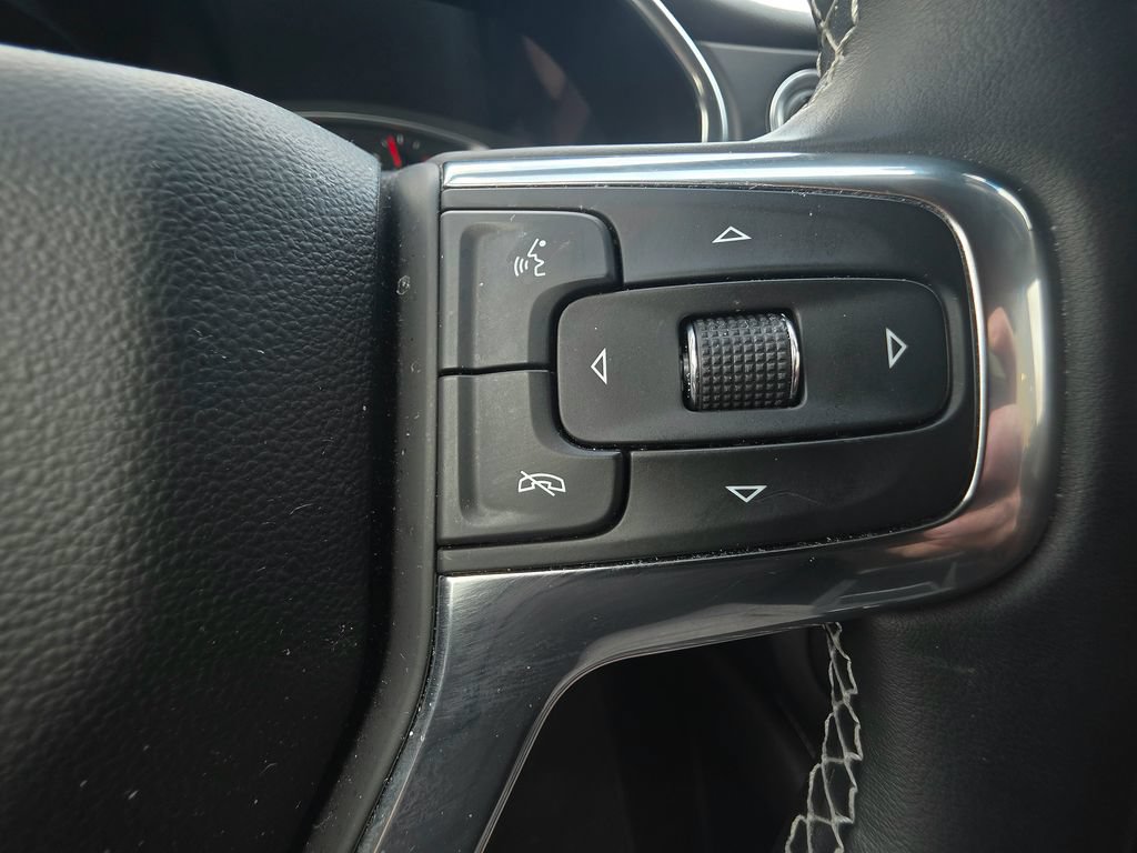 Used 2023 Chevrolet Blazer LT AWD/4WD image 25
