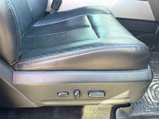 Used 2017 Ford Expedition XLT w/ Equipment Group 202A image 17