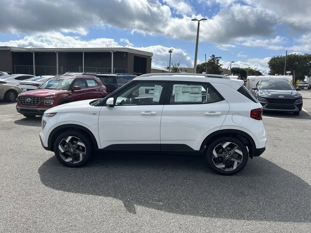 New 2026 Hyundai Venue SEL image 14