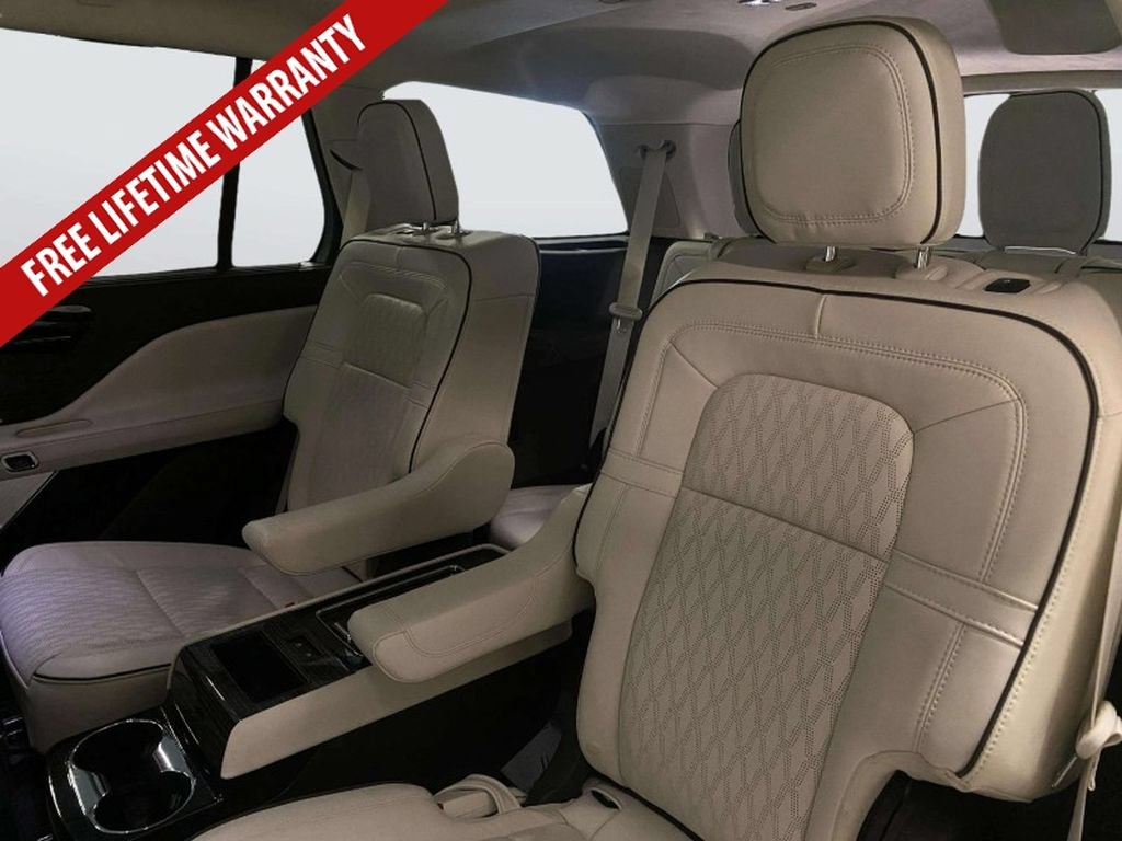 Used 2024 Lincoln Aviator Black Label w/ Jet Package AWD/4WD image 33