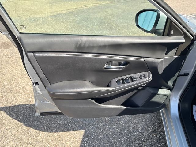 Used 2023 Nissan Sentra SV FWD image 7