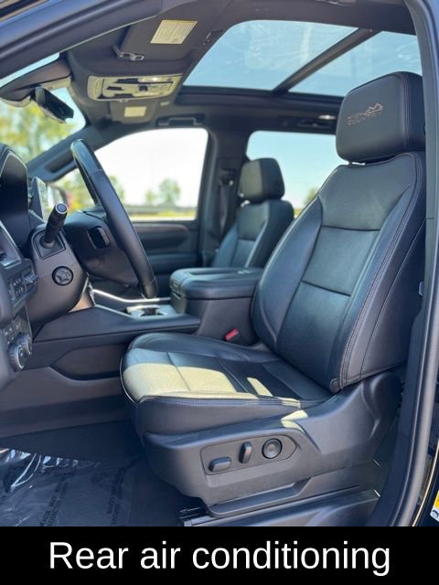 Used 2022 Chevrolet Suburban High Country w/ Premium Package 2 image 16