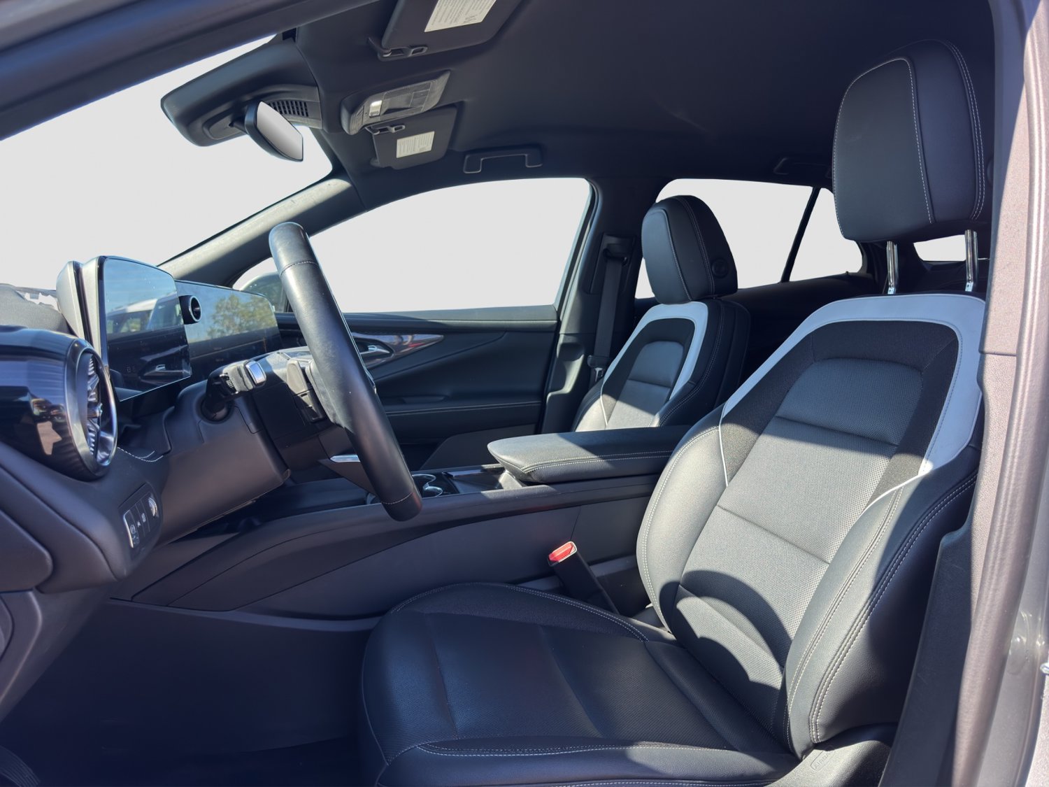 Certified 2024 Chevrolet Blazer EV LT AWD/4WD image 9
